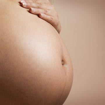 Justiça de Limeira garante direito às gestantes de acompanhante no parto e pós-parto