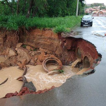 Vereador pede reforço em área atingida por erosão após chuvas em Limeira