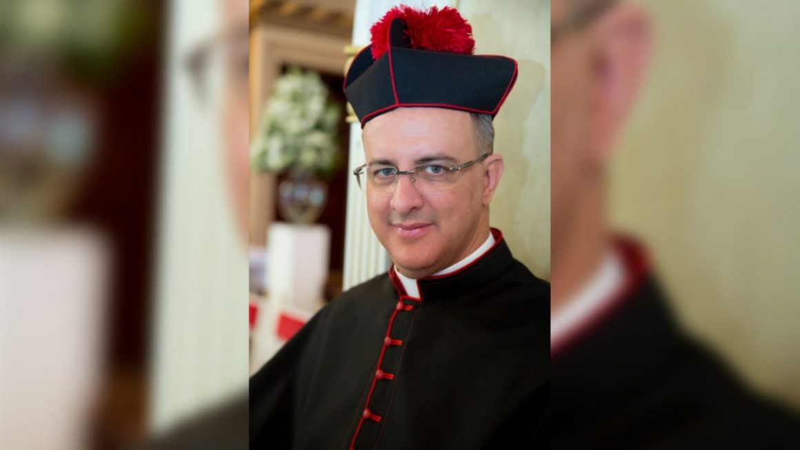 Justiça acolhe embargos e reduz pena do ex-padre Leandro