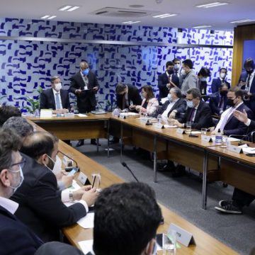 Mesa Diretora reativa Conselho de Ética e representa contra deputado federal Daniel Silveira