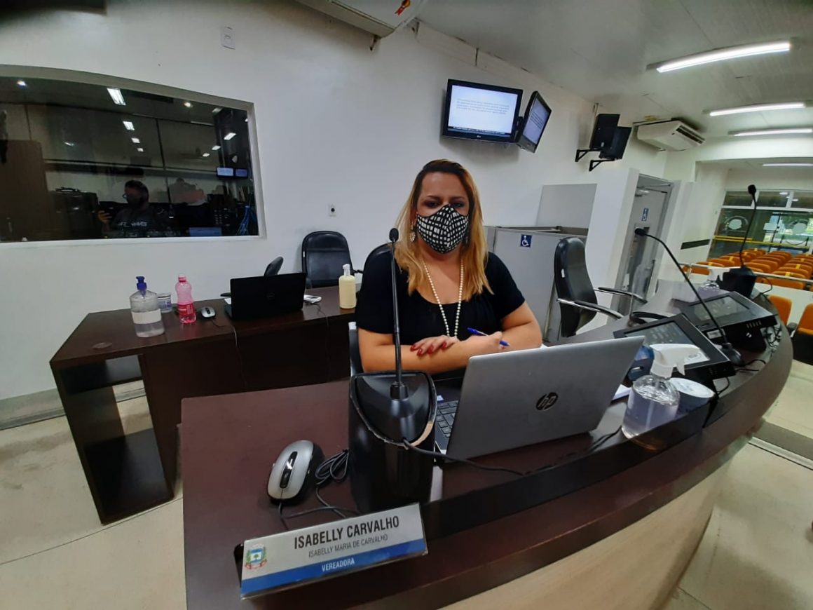 Vereadora pede distribuição de máscara N95 em locais de grande circulação de Limeira