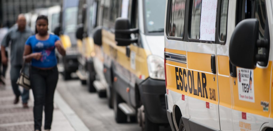 Motorista de van escolar em Limeira será indenizada após ser xingada por mãe