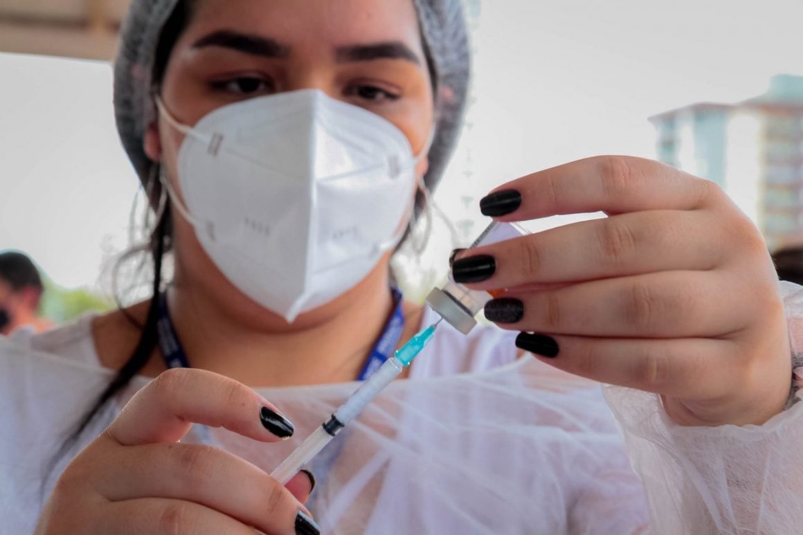 População geral com 55 anos começa a ser vacinada hoje em Limeira
