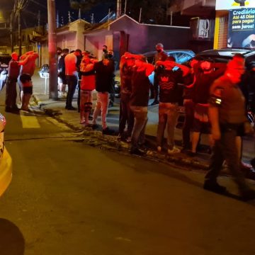 Operação em Limeira multa 22 pessoas sem máscara em uma noite