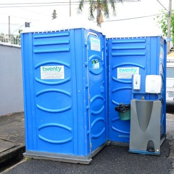 Projeto quer obrigar banheiros químicos em feiras de todo o Estado; ideia está parada em Limeira desde 2019