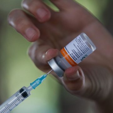 Limeira começa a aplicar quarta dose da vacina contra Covid a maiores de 40 anos