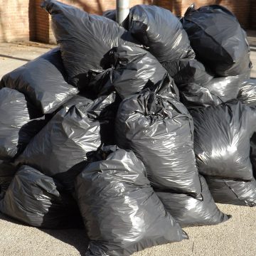 Nove empresas disputam a coleta de lixo em Iracemápolis
