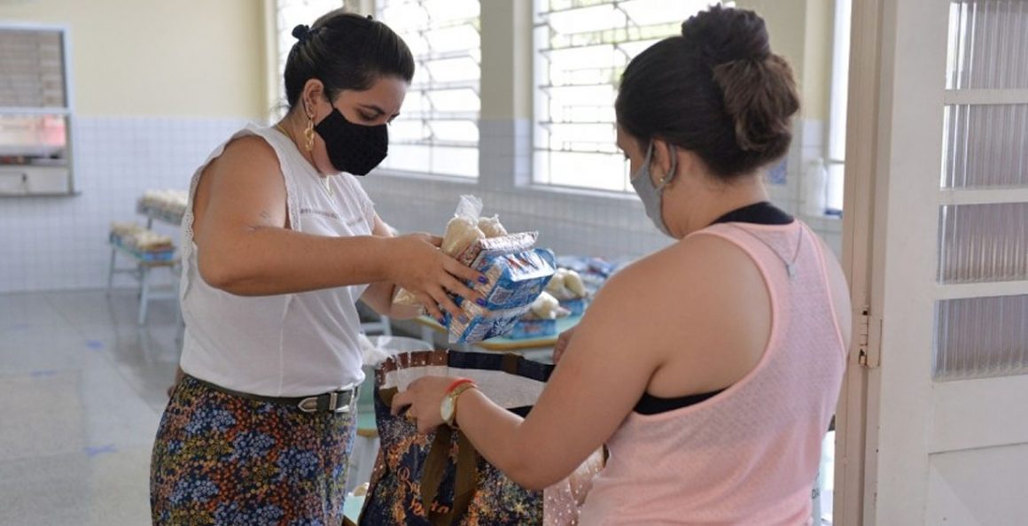 Por mês, mil kits de alimentação deixam de ser retirados nas escolas de Limeira