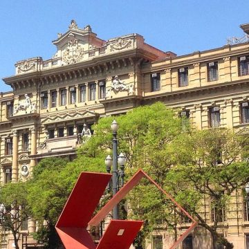 Tribunal suspende lei que proíbe banheiro unissex de uso coletivo em Limeira