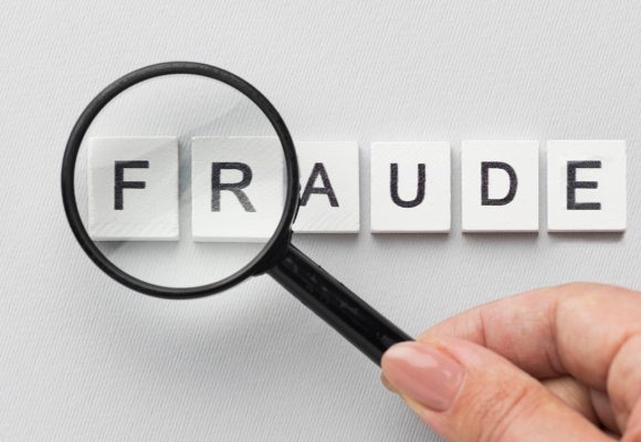 Idosa processa autor de fraude da “falsa central bancária” e será indenizada