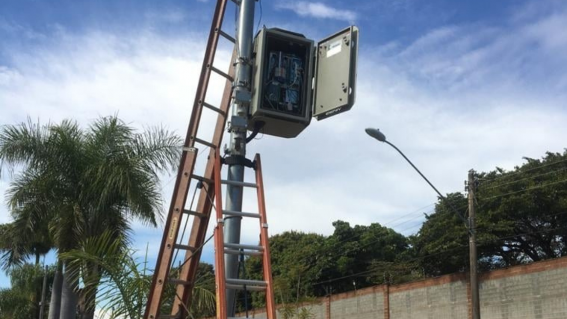 Vereador quer lei para obrigar estudo técnico antes de instalar radares em Limeira