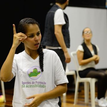 Governo de São Paulo abre inscrições para curso online de Libras em junho