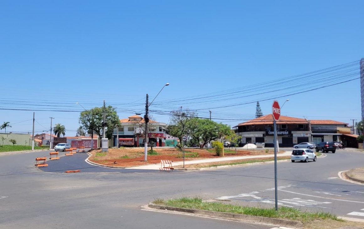 Prefeitura de Limeira implantará semáforo na rotatória na Agostinho Prada nos próximos dias
