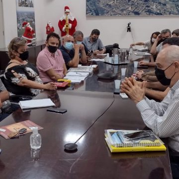 Servidores de Limeira pedem bonificação e reposição de perdas salariais dos últimos 2 anos