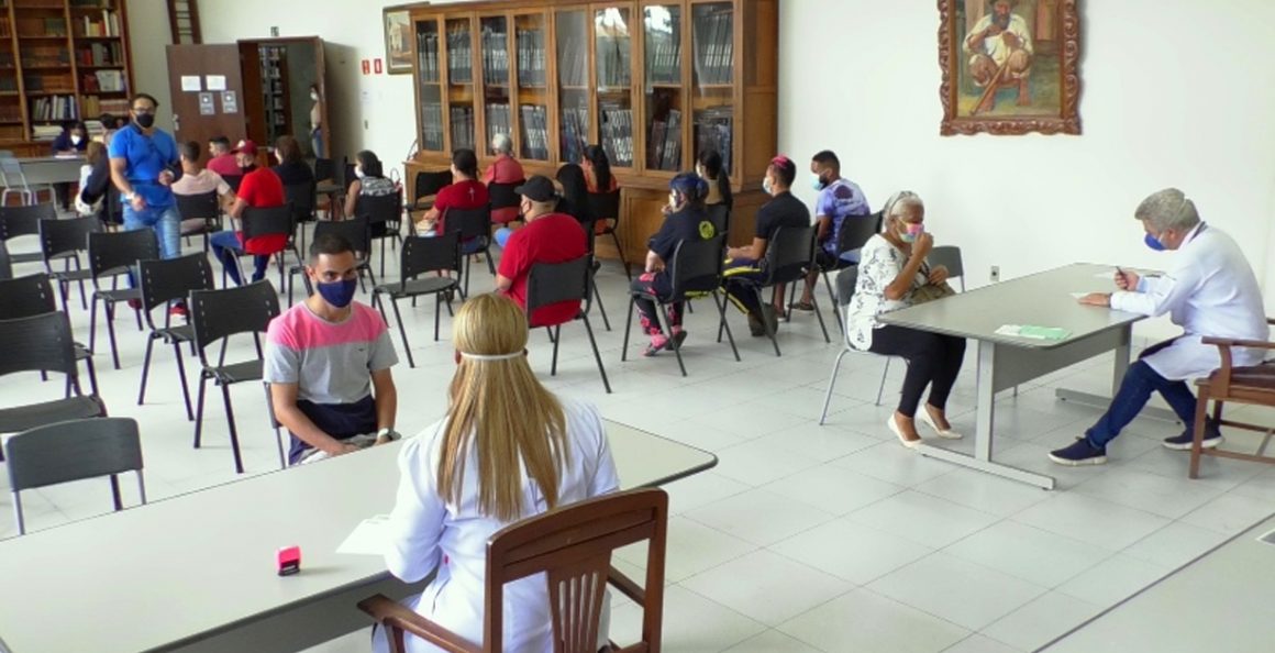 Araras transforma biblioteca em Centro de Triagem Respiratória