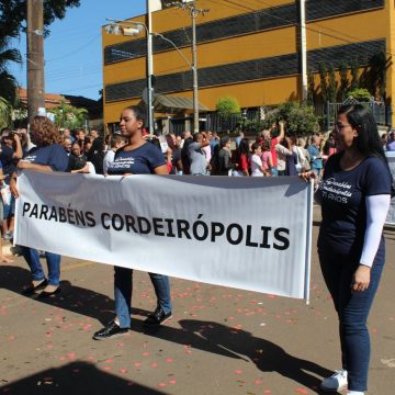 Após 2 anos, Cordeirópolis realiza Desfile Cívico para celebrar aniversário