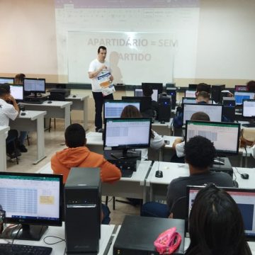 Emissão de título eleitoral entre adolescentes cresce 120% em Limeira