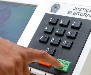 TSE inicia distribuição de novas urnas eletrônicas para as Eleições 2024