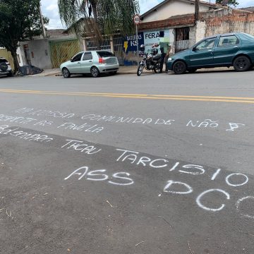 Limeira registra pichação em rua em frente à escola e manifestação institucional