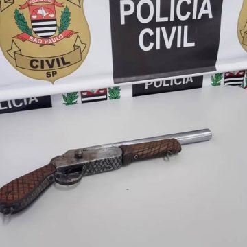 Polícia Civil de Limeira prende homem com espingarda calibre 12