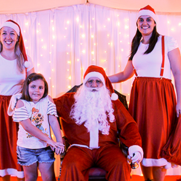 Mais de 6 mil crianças visitaram o Papai Noel na Praça Toledo Barros este ano