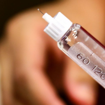 Polícia de Limeira investiga homem que deixa farmácias sem pagar por canetas de insulina