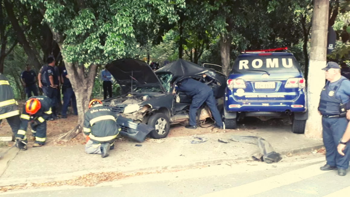 Motociclista é responsabilizado por mortes em Limeira após colisão entre carro e viatura