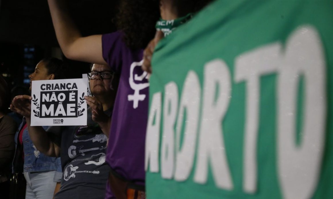 Câmara de Limeira rejeita moção de protesto à urgência do projeto sobre aborto no Congresso